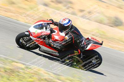 media/Oct-14-2023-TrackXperience (Sat) [[0517685739]]/Level 1/session 3 turn 2/